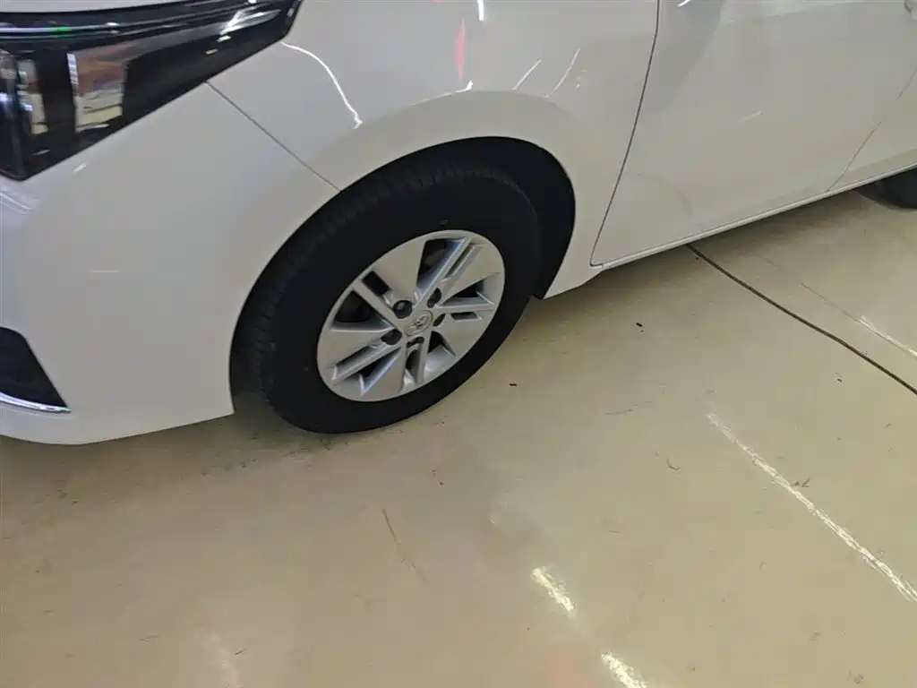 Toyota Corolla 2016 — фото 23