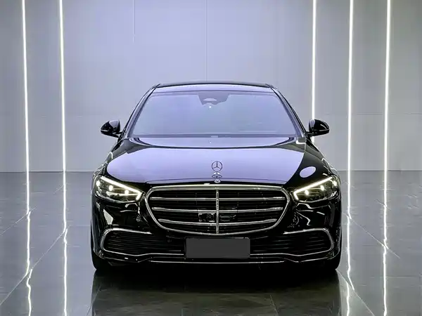 Mercedes-Benz S-Class 2023