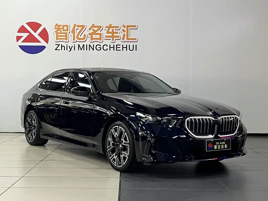 BMW 5 Series 2024