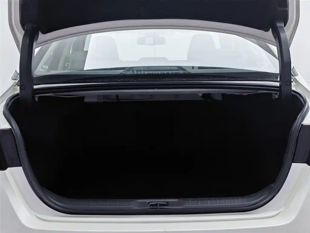 Nissan Teana 2020 — фото 16