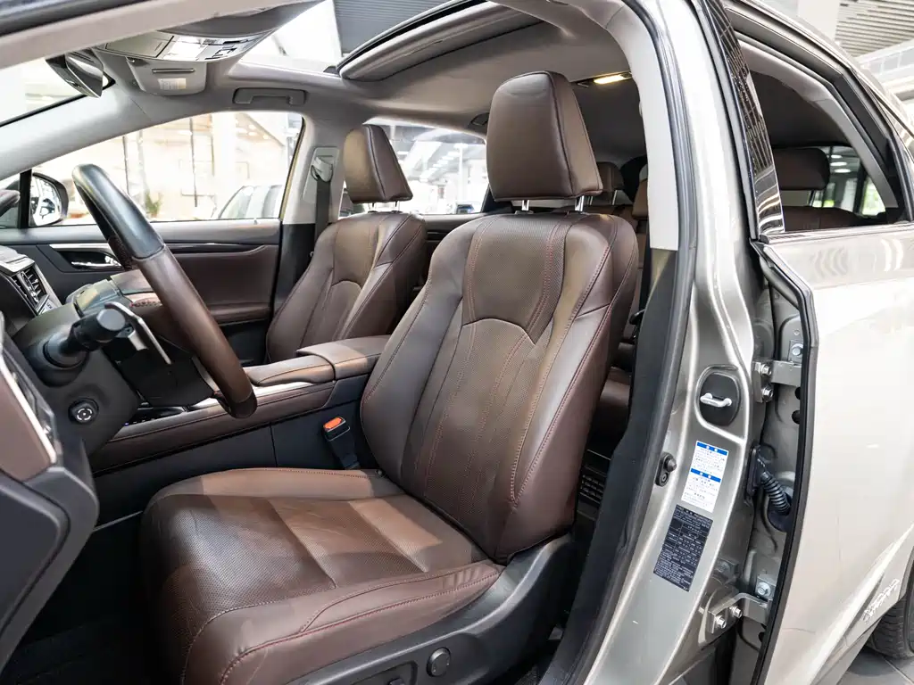 Lexus RX 2022 — фото 10