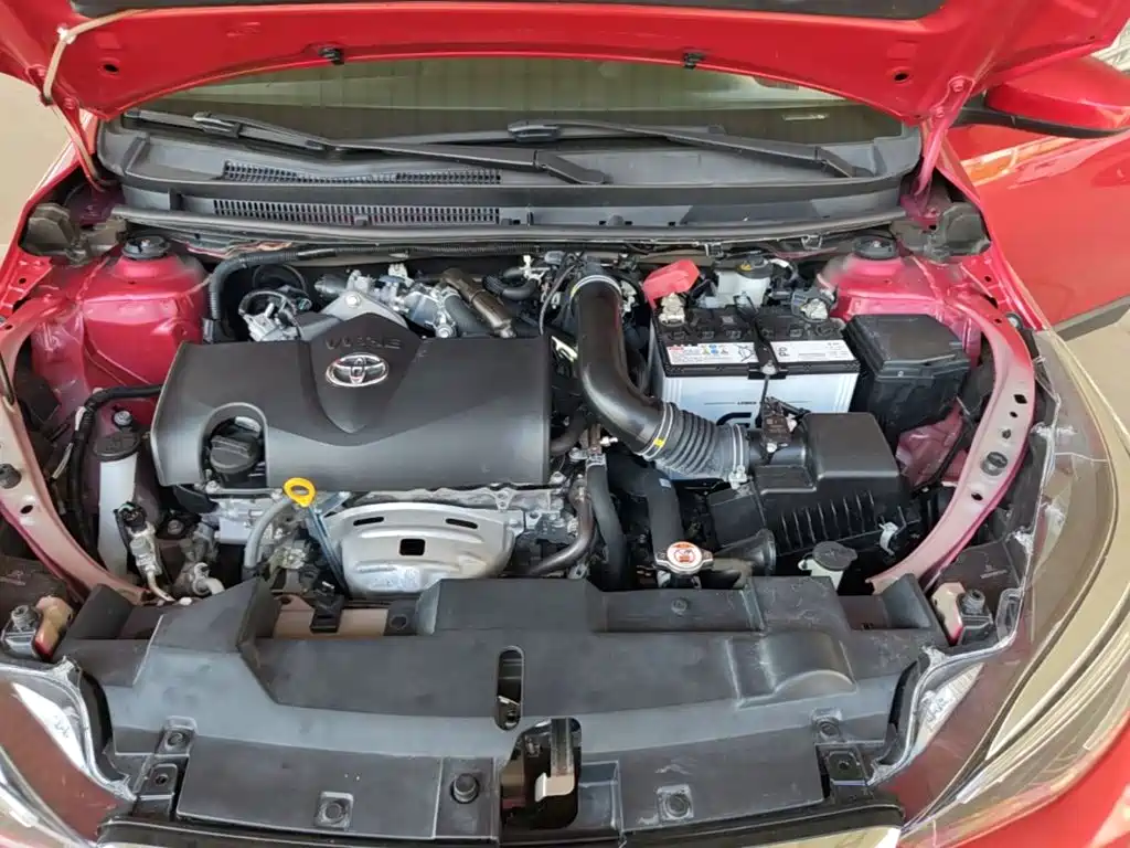 Toyota Yaris L 2022 — фото 20