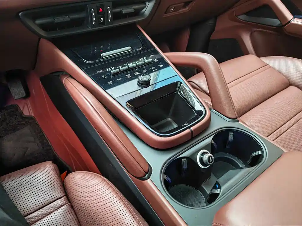 Porsche Cayenne 2026 — фото 14