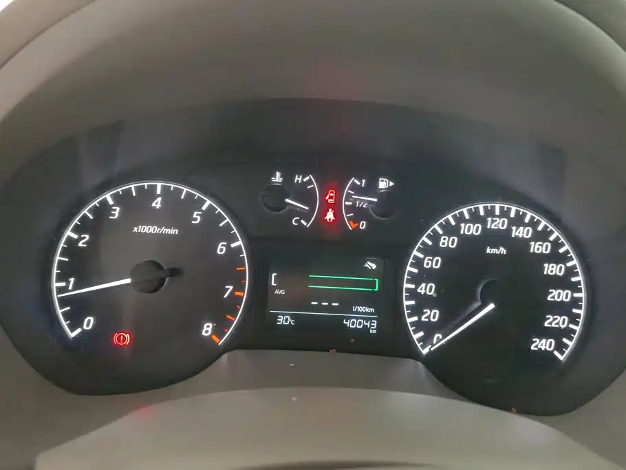 Nissan Sylphy 2013 — фото 14