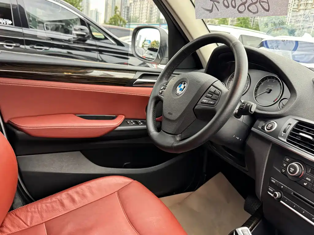 BMW X3 2013 — фото 12