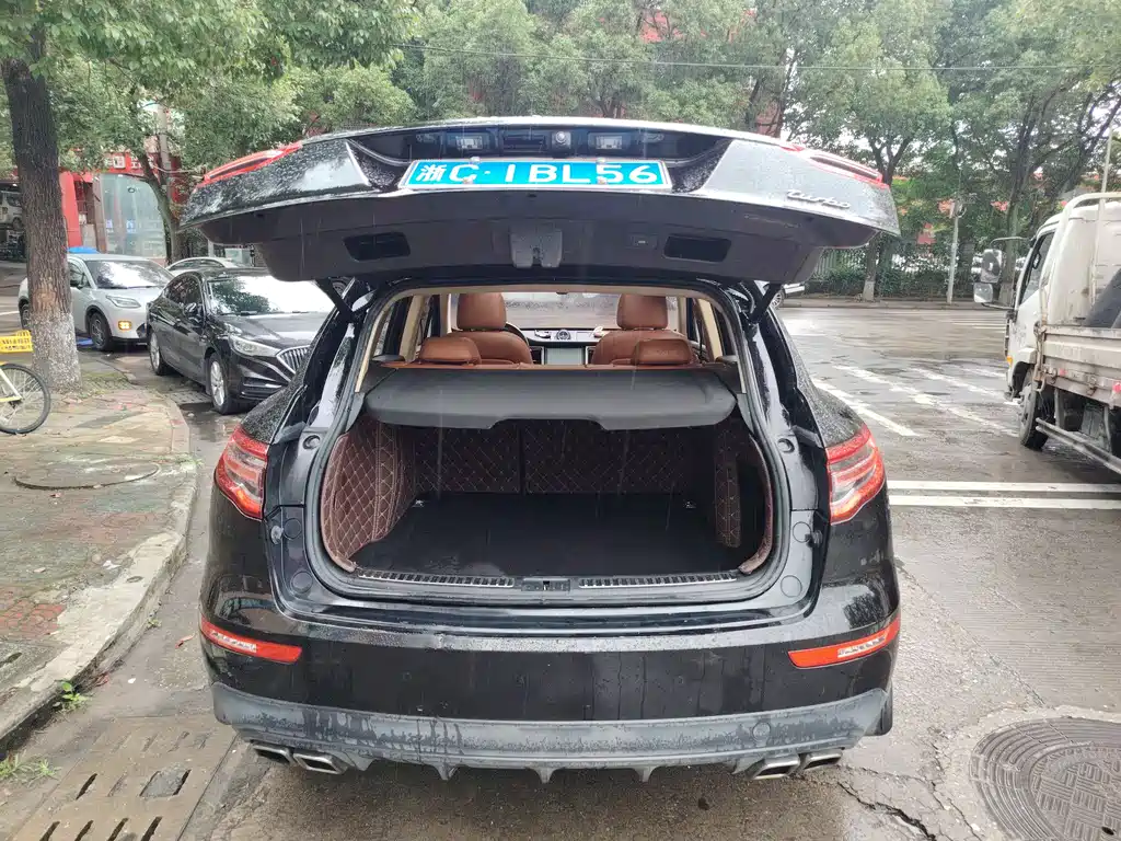 Zotye SR9 2017 — фото 13
