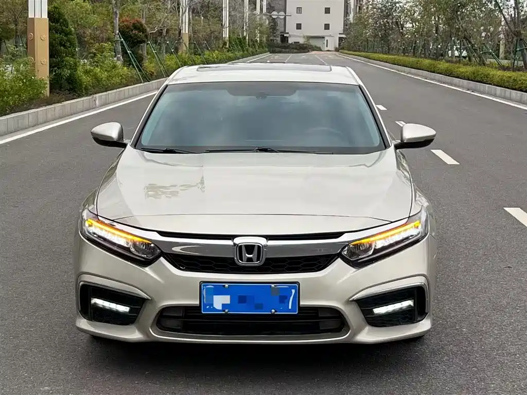 Honda Inspire 2019 — фото 2