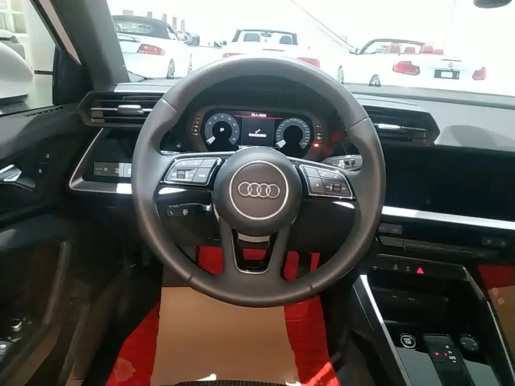 Audi A3 2022 — фото 11