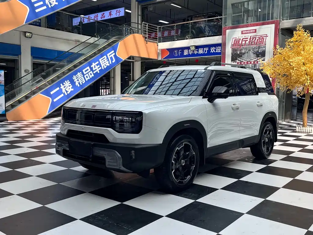Beijing Off-Road BJ30 2024 — фото 1
