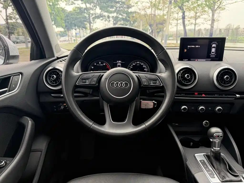 Audi A3 2019 — фото 19