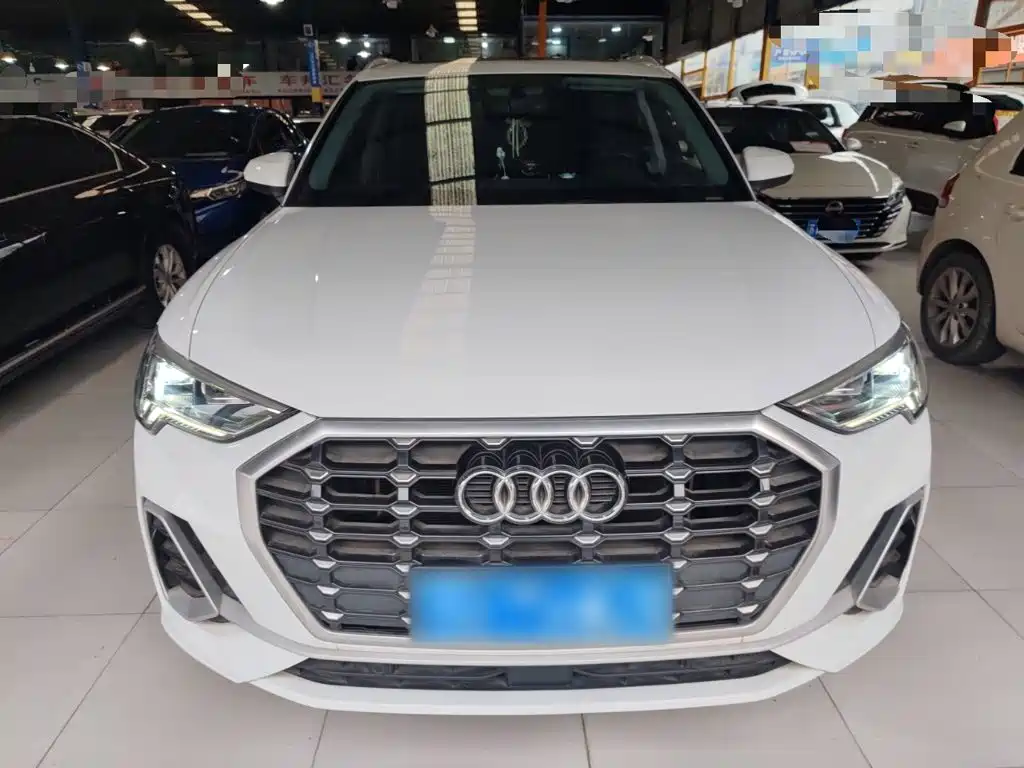 Audi Q3 2021