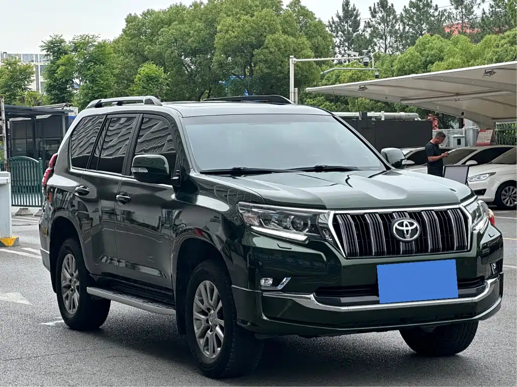 Toyota Prado 2020 — фото 16