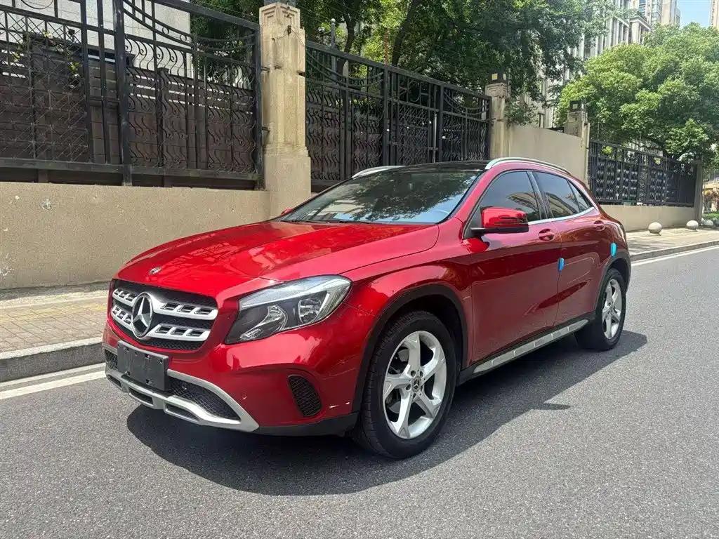 Mercedes-Benz GLA 2018 — фото 1