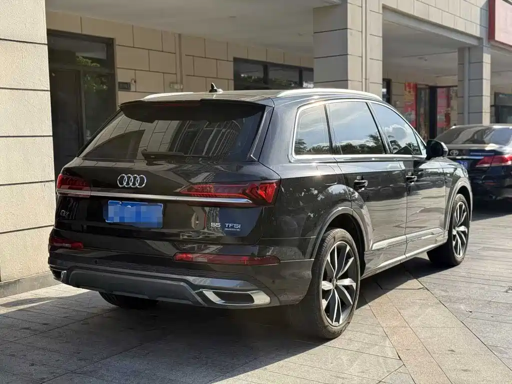 Audi Q7 2022 — фото 4