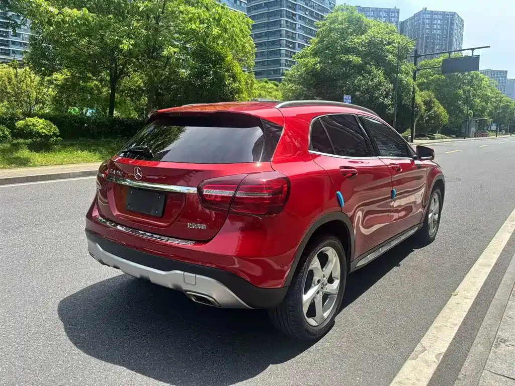 Mercedes-Benz GLA 2018 — фото 4