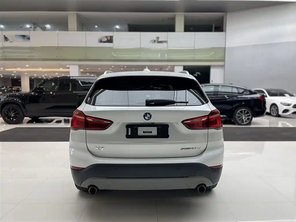 BMW X1 2019 — фото 9