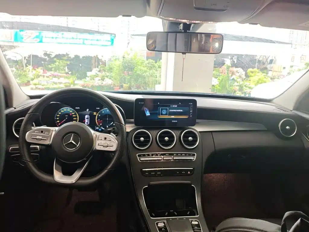 Mercedes-Benz C-Class 2021