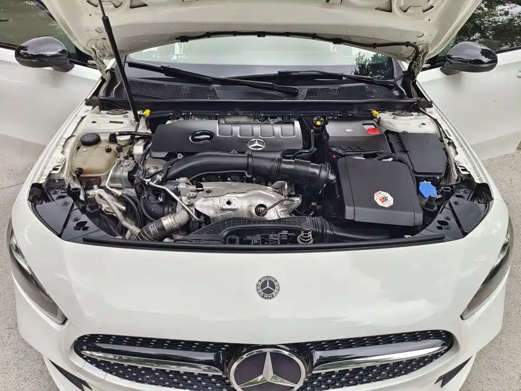 Mercedes-Benz A-Class 2020 — фото 11