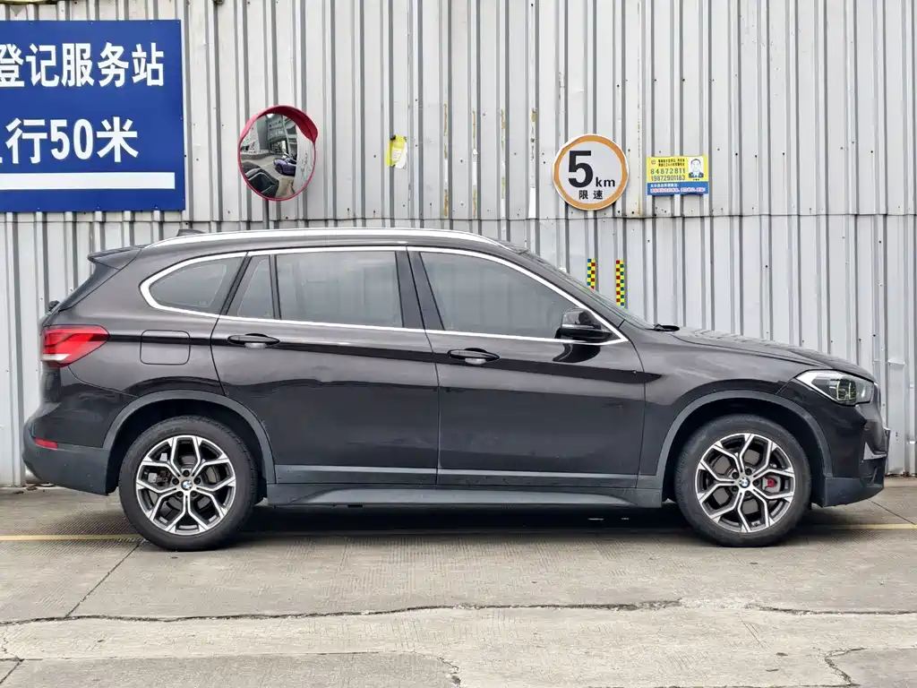 BMW X1 2021 — фото 5