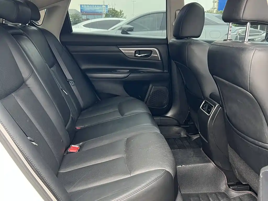 Nissan Teana 2015 — фото 19