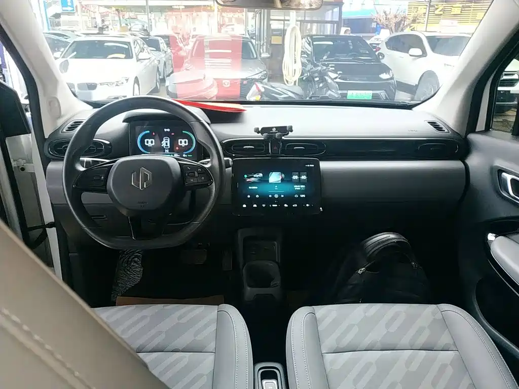 Leapmotor Zero Running T03 2025