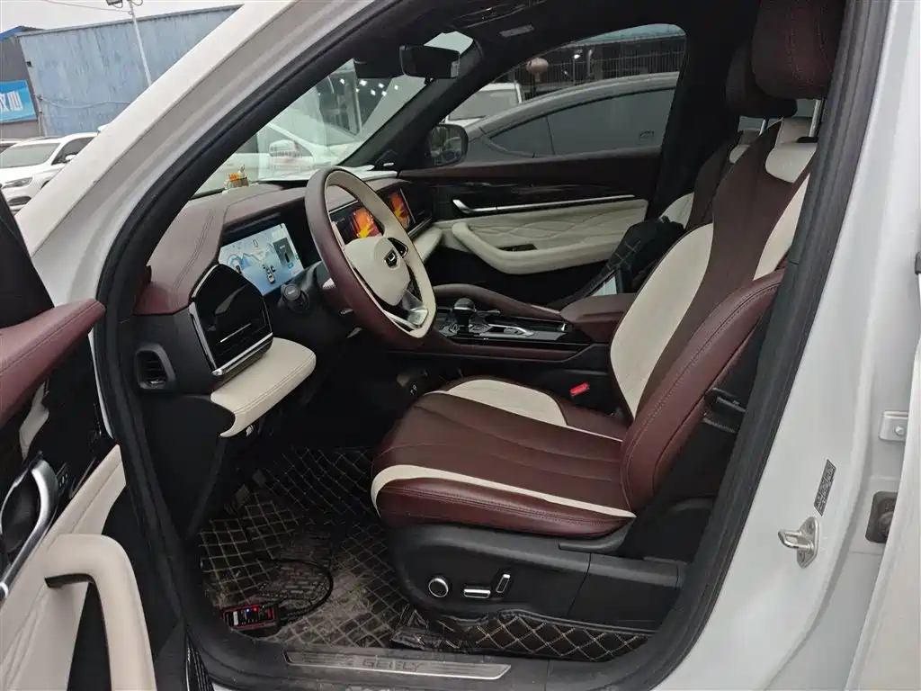 Geely Xingyue L 2023 — фото 15