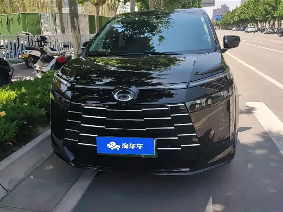 GAC Motor E8 PHEV 2024 — фото 2