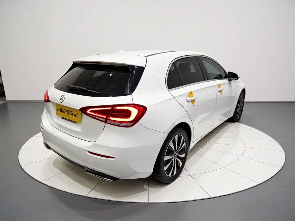 Mercedes-Benz A-Class 2021