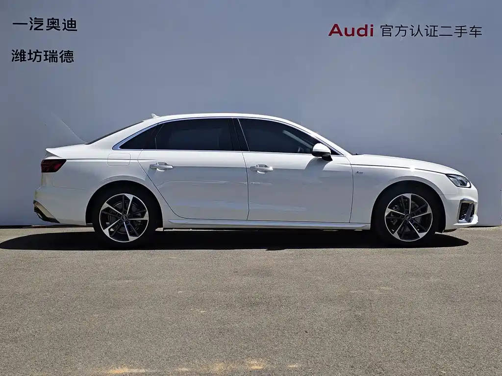 Audi A4L 2025 — фото 3