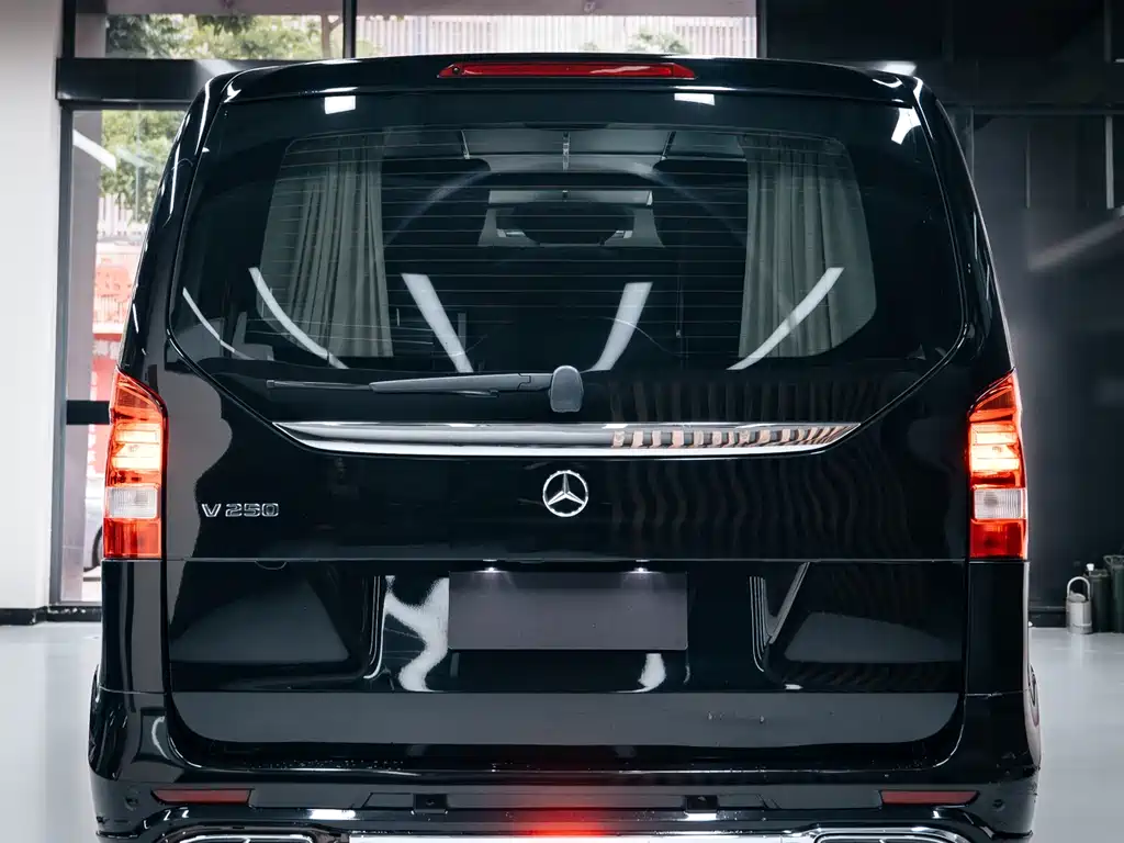 Mercedes-Benz V-Class 2020 — фото 4