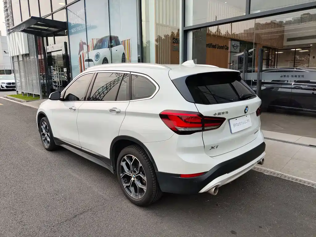BMW X1 2022 — фото 2