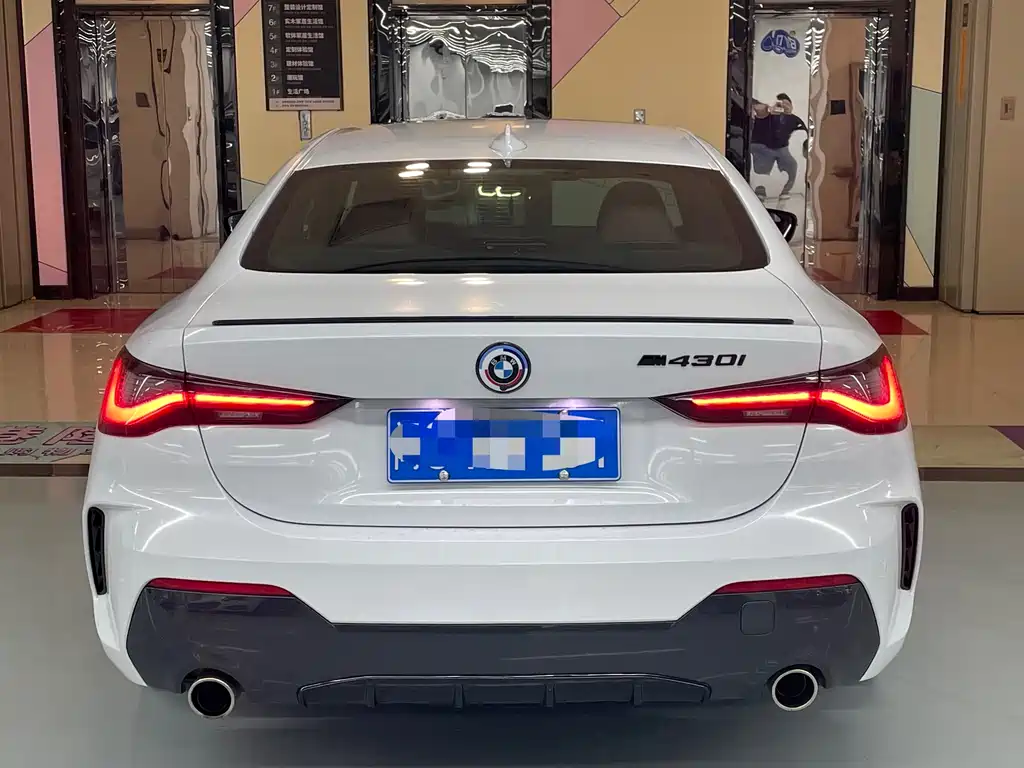 BMW 4 Series 2022 — фото 12