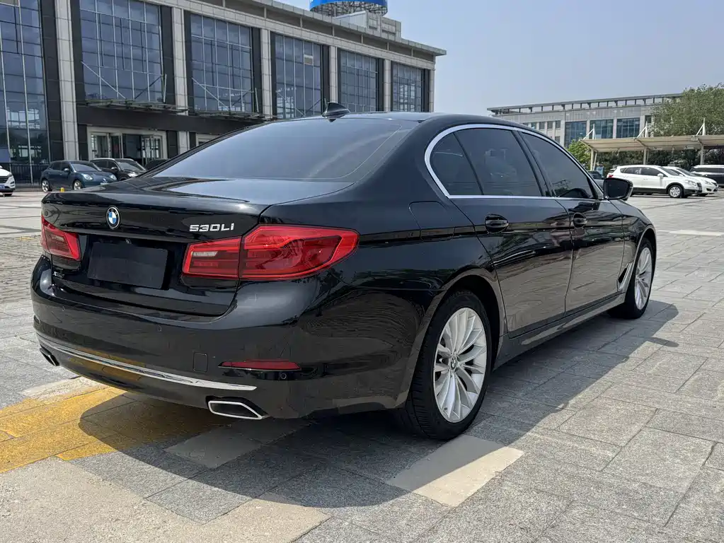 BMW 5 Series 2020