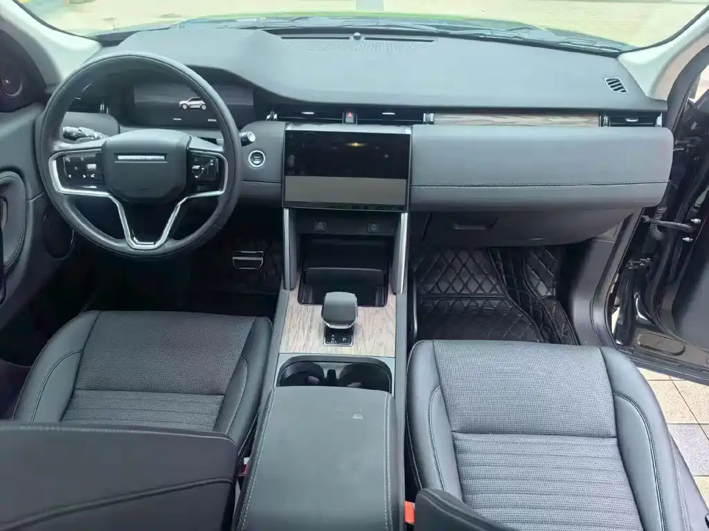 Land Rover Discovery Sport 2023 — фото 6