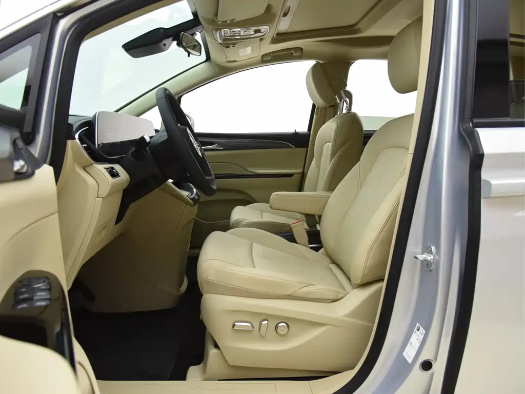 Buick GL8 Hybrid 2025 — фото 4