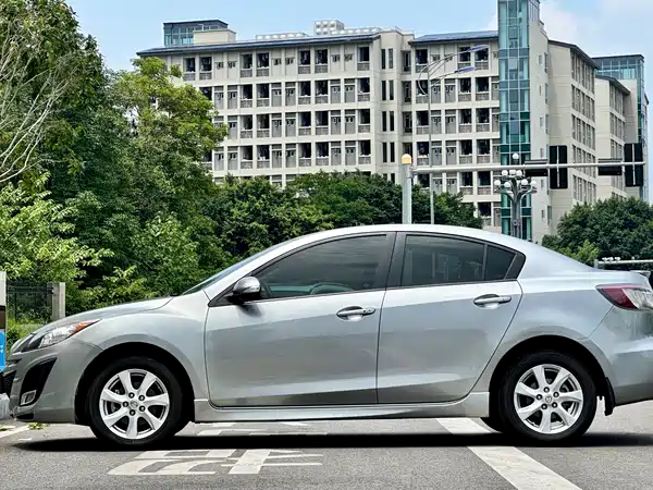 Mazda 3 Xingcheng 2011