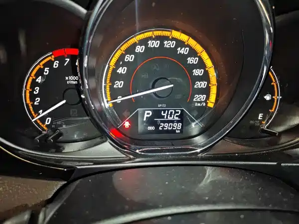 Toyota Yaris L 2021