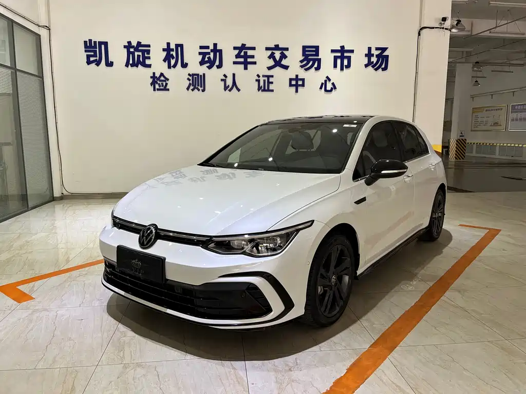 Volkswagen Golf 2022