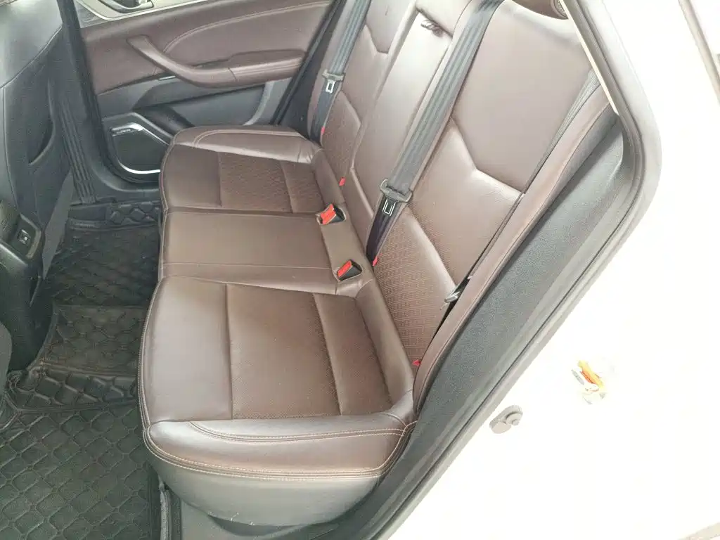 Changan Escape 2018 — фото 13
