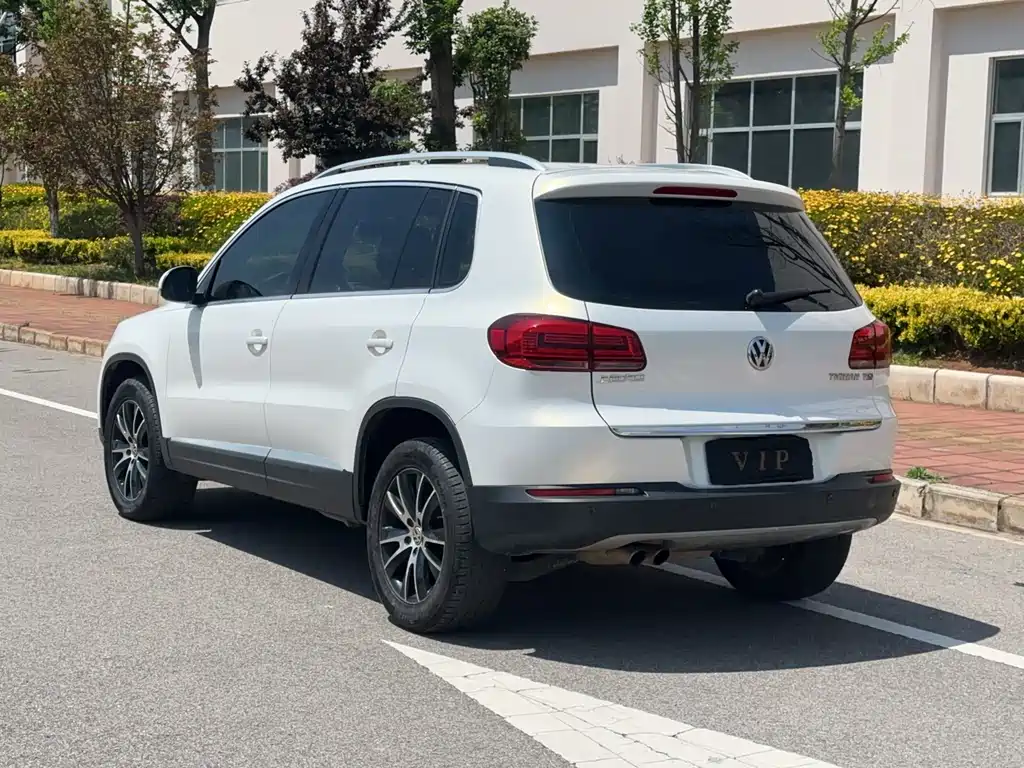 Volkswagen Tiguan 2016 — фото 7
