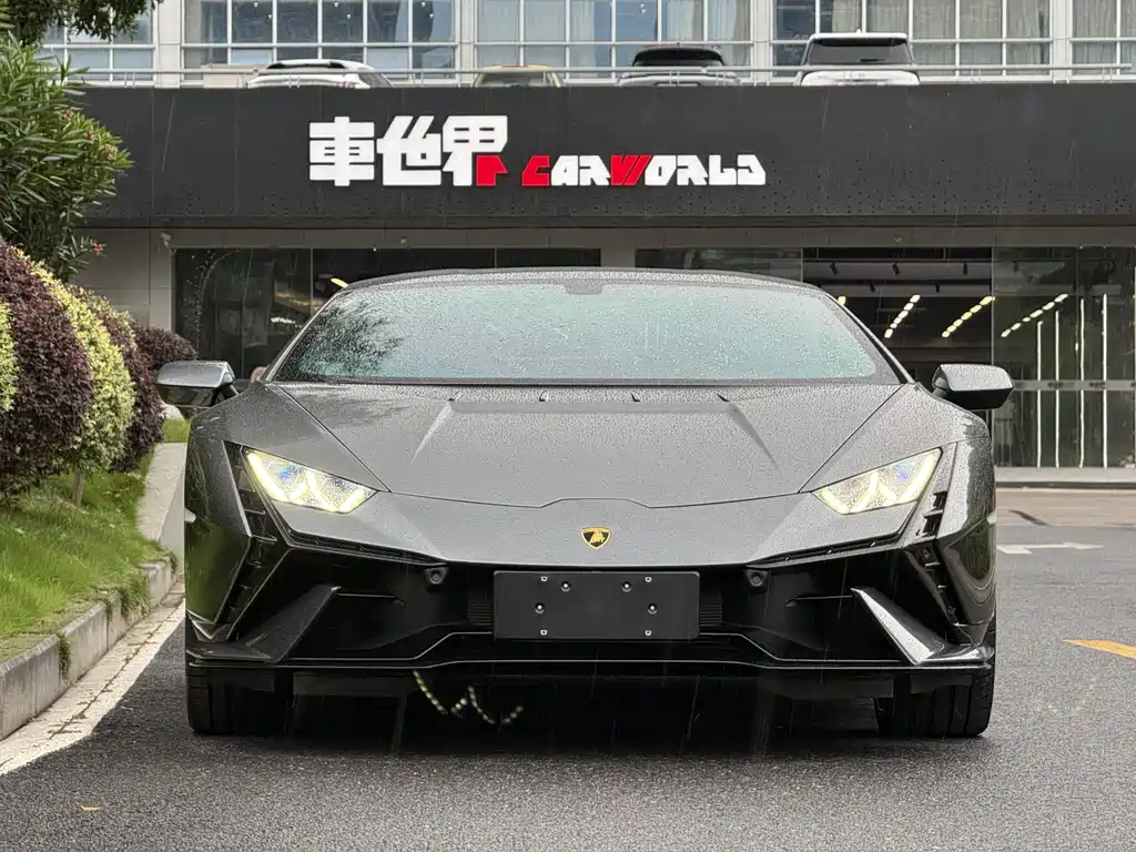 Lamborghini Huracán 2024 — фото 2