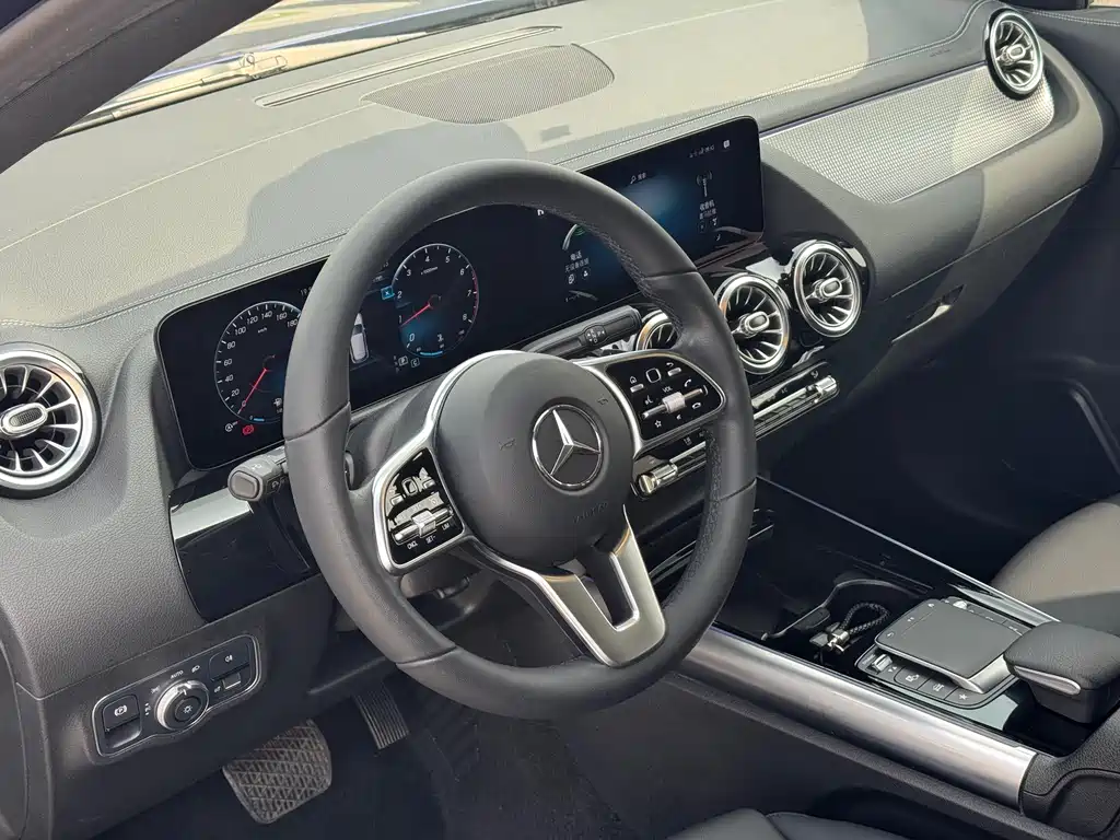 Mercedes-Benz GLA 2021 — фото 6
