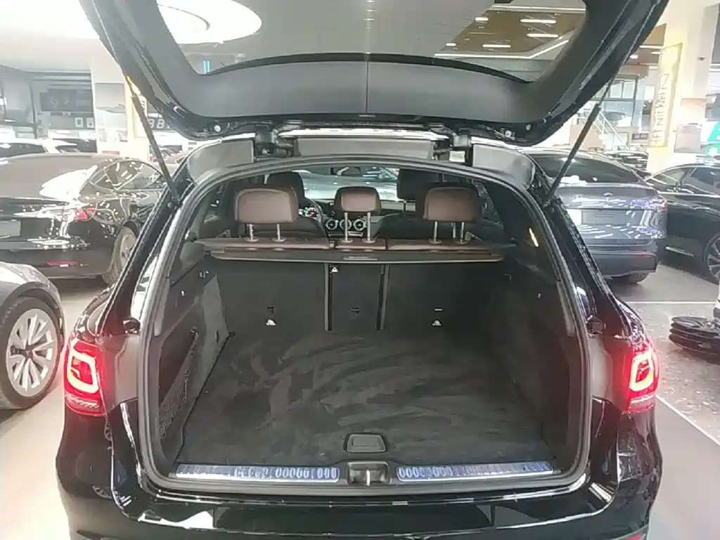 Mercedes-Benz GLC 2021 — фото 15