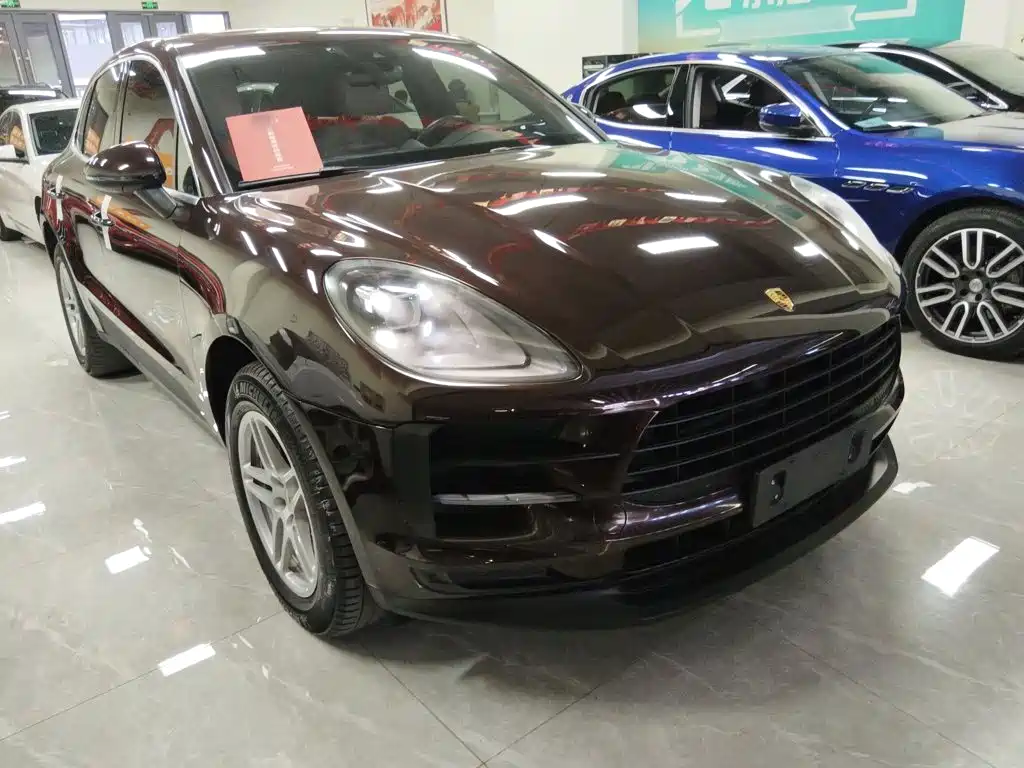 Porsche Macan 2019 — фото 22