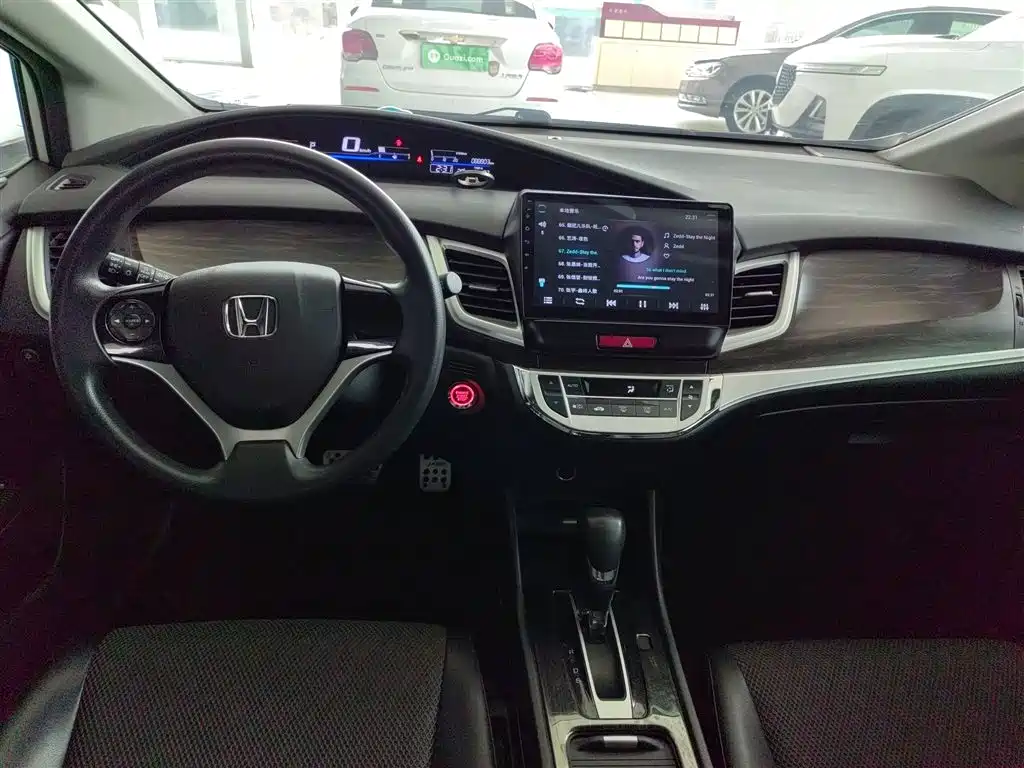 Honda Jade 2017 — фото 10