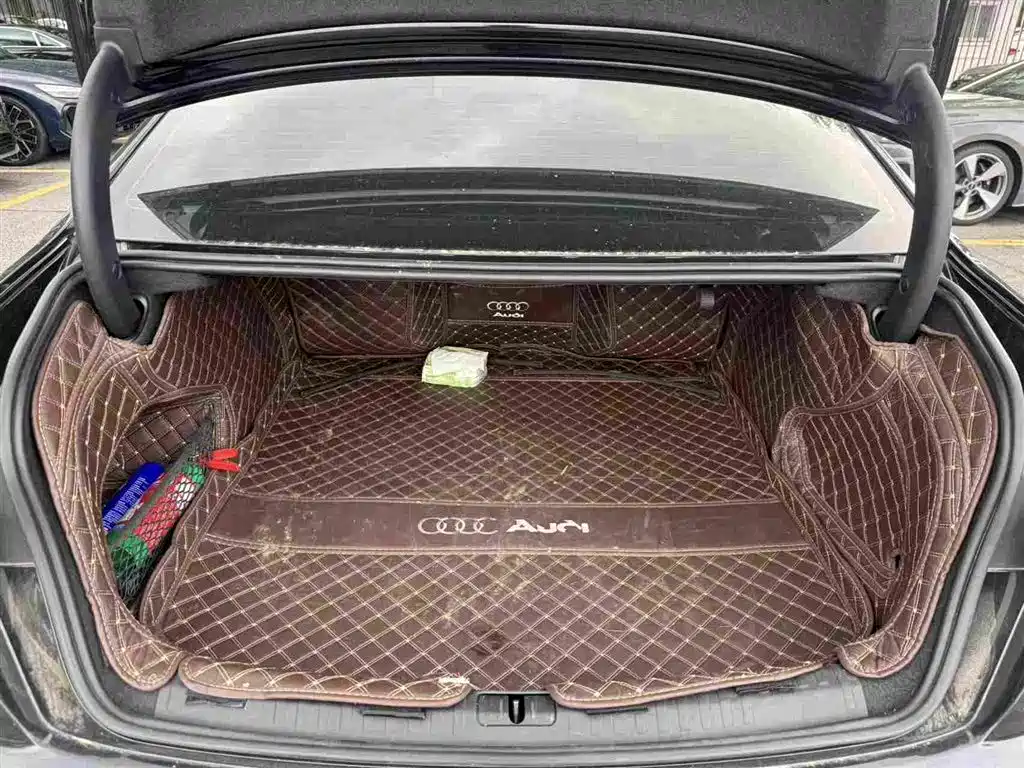 Audi A6L 2023 — фото 9