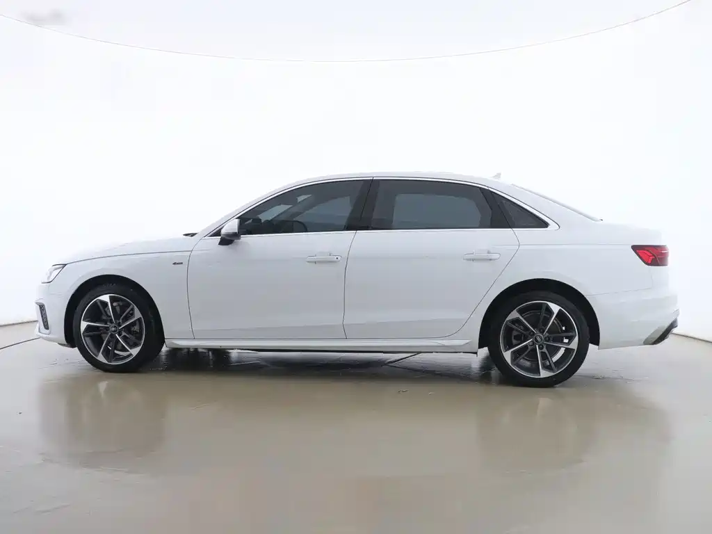 Audi A4L 2023