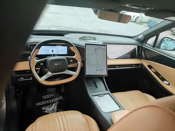 Geely Galaxy L7 2023