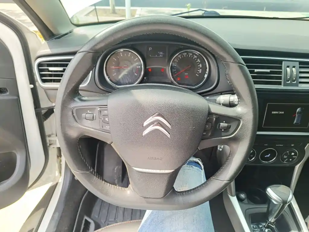 Citroen C3-XR 2016 — фото 11