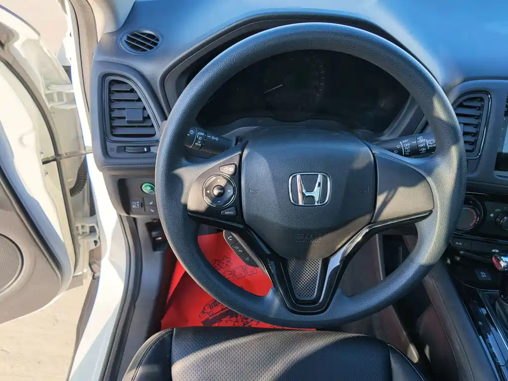 Honda Vezel 2022 — фото 9